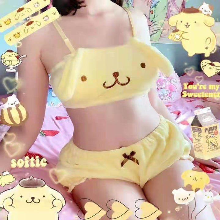 Damen Kuschelndes Pyjama-Set mit Tiermotiven und zarten Rüschen Echo Archiv