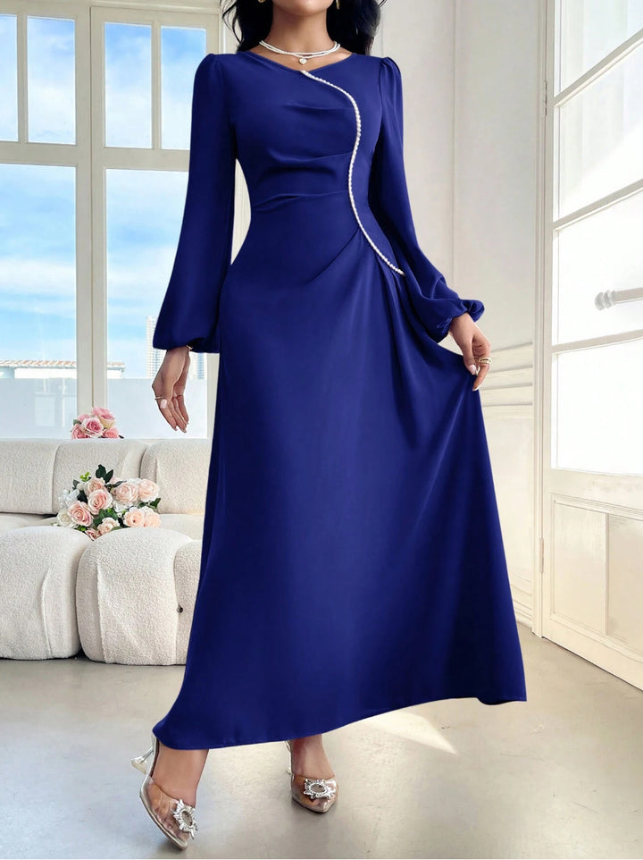 Damen Elegantes Maxikleid mit besonderem Ausschnitt Echo Archiv