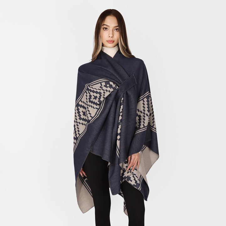 Damen Jacquard‑Ruana mit Bindegürtel und geometrischem Muster – Avérine