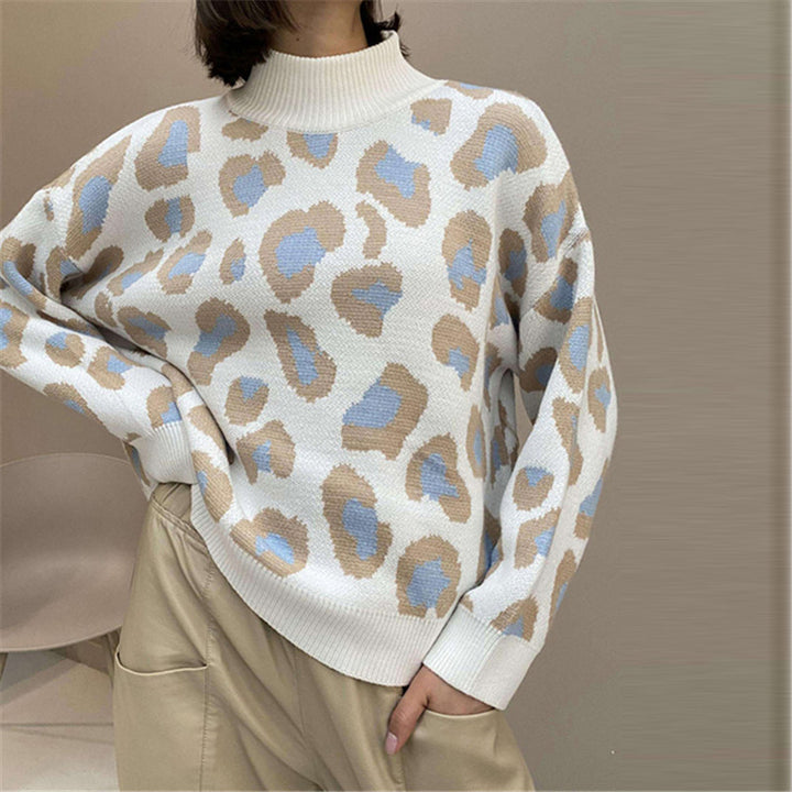 Damen Oversize Rollkragenpullover mit Leo-Jacquard und Rippbündchen Echoarchiv