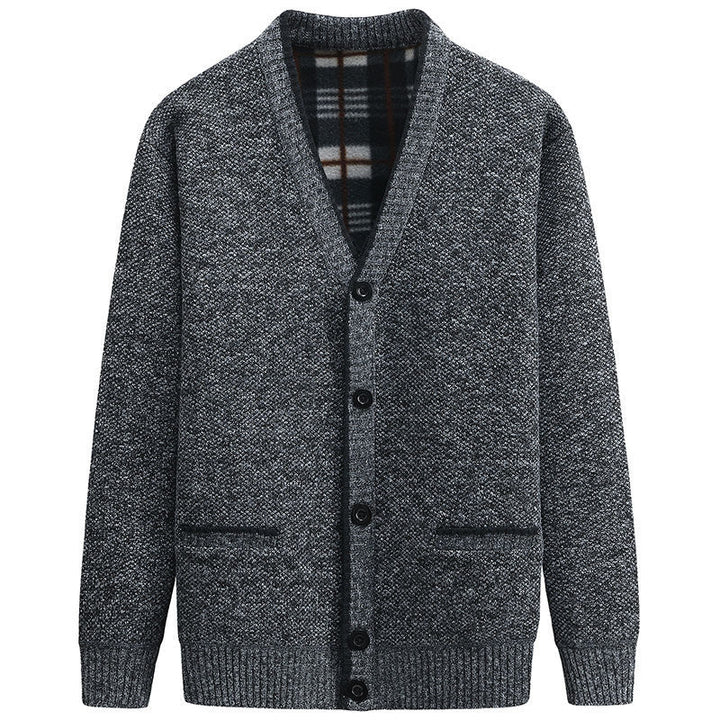 Herren Strickjacke mit kariertem Innenfutter und praktischen Taschen Echoarchiv