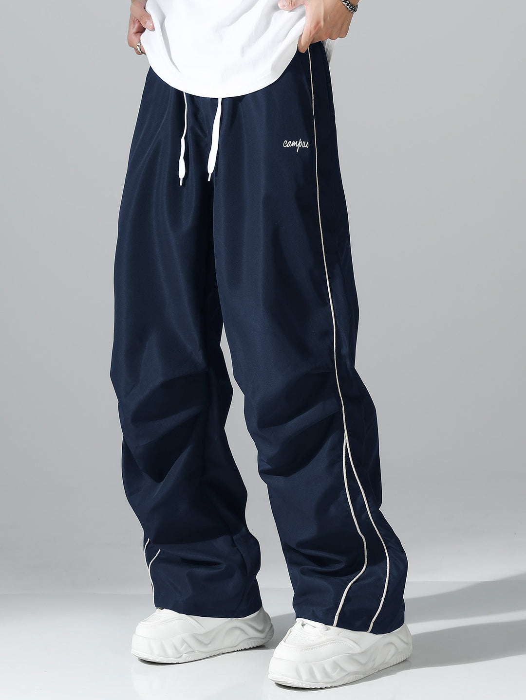 Herren Bequeme Freizeit- und Sporthose mit elastischem Bund und seitlichen Taschen Echo Archiv