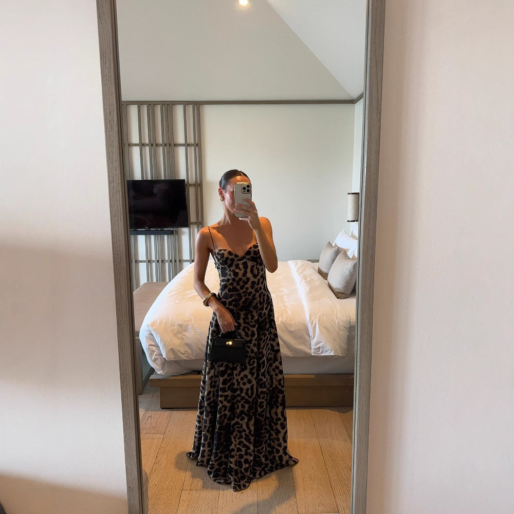 Damen Maxikleid mit V-Ausschnitt und animalischem Muster Echo Archiv