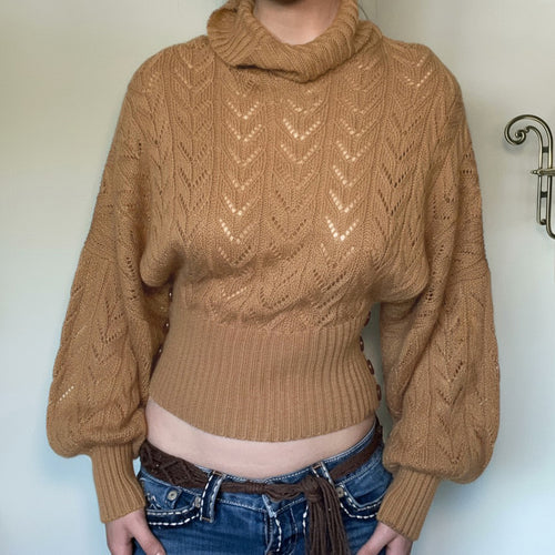 Damen nan kurzes Strick-Turtleneck mit Zierknopfleiste und Ballonärmeln Echo Archiv