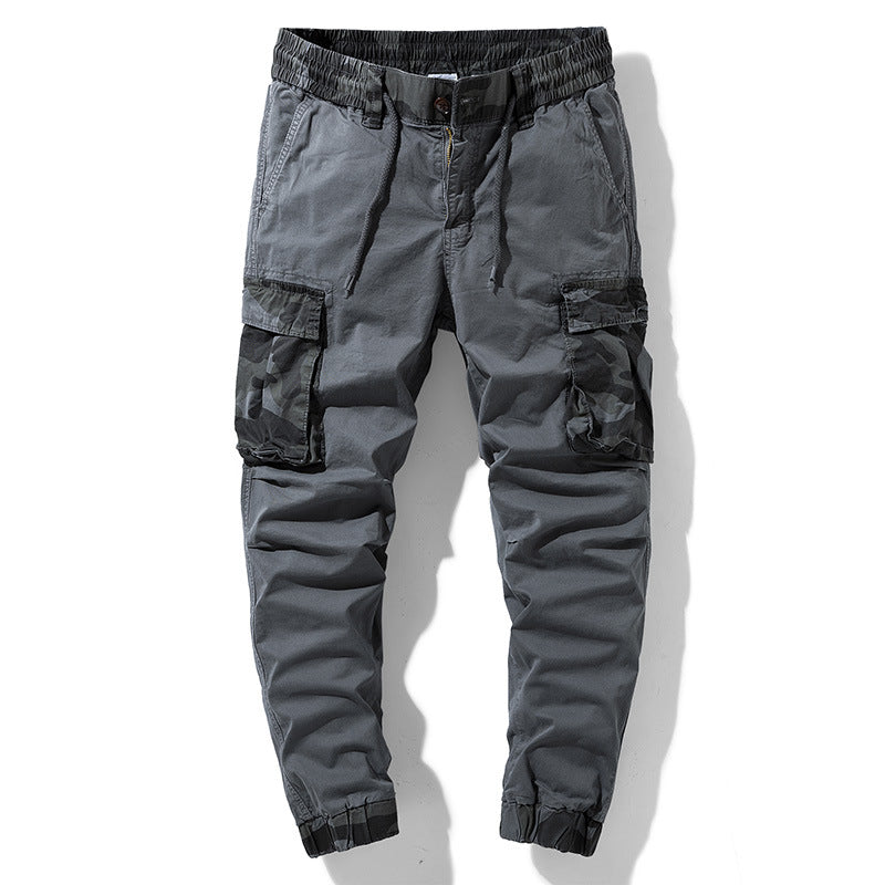 Herren Outdoor‑Cargohose im Joggerstil mit Camouflage‑Kontrast, ergonomischen Knieabnähern und elastischem Komfortbund Echo Archiv