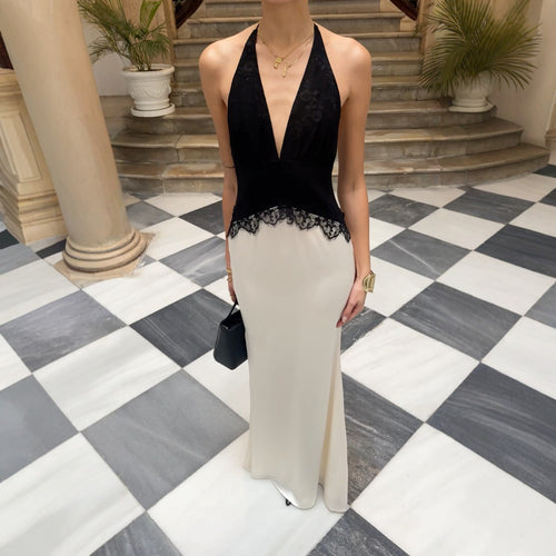 Damen Schickes Maxikleid mit Spitzenoberteil und V-Ausschnitt Echo Archiv