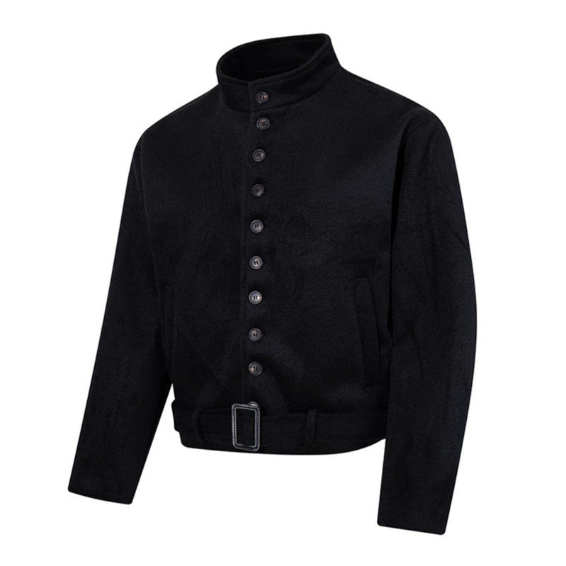 Herren Kurze Wollmix‑Jacke mit Stehkragen, durchgehender Knopfleiste und Taillengürtel Echoarchiv