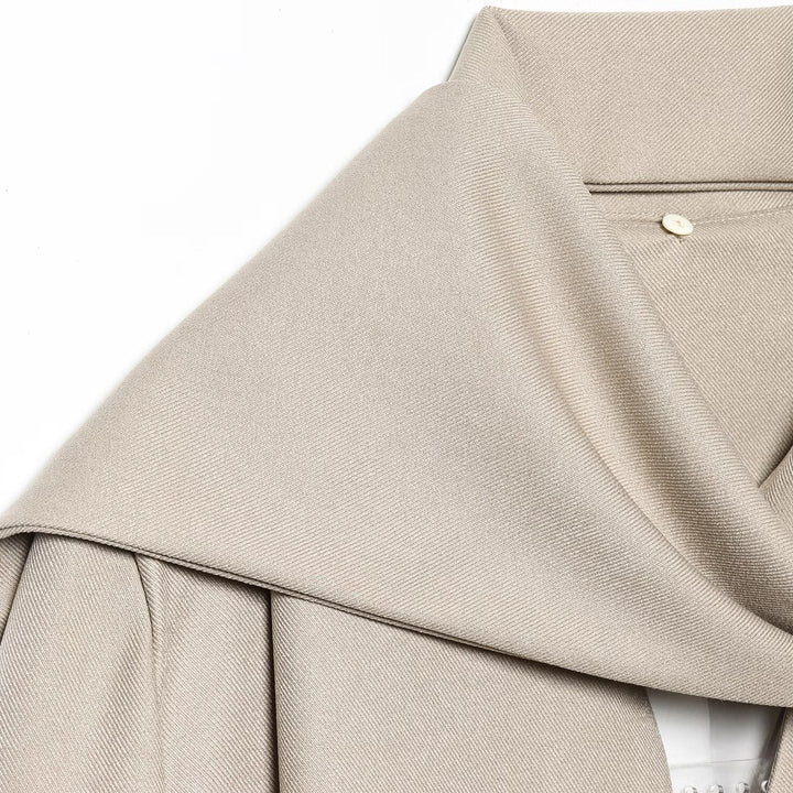 Damen Kurzer Cape‑Mantel mit weitem Wasserfallkragen und Ein‑Knopf‑Verschluss Echoarchiv