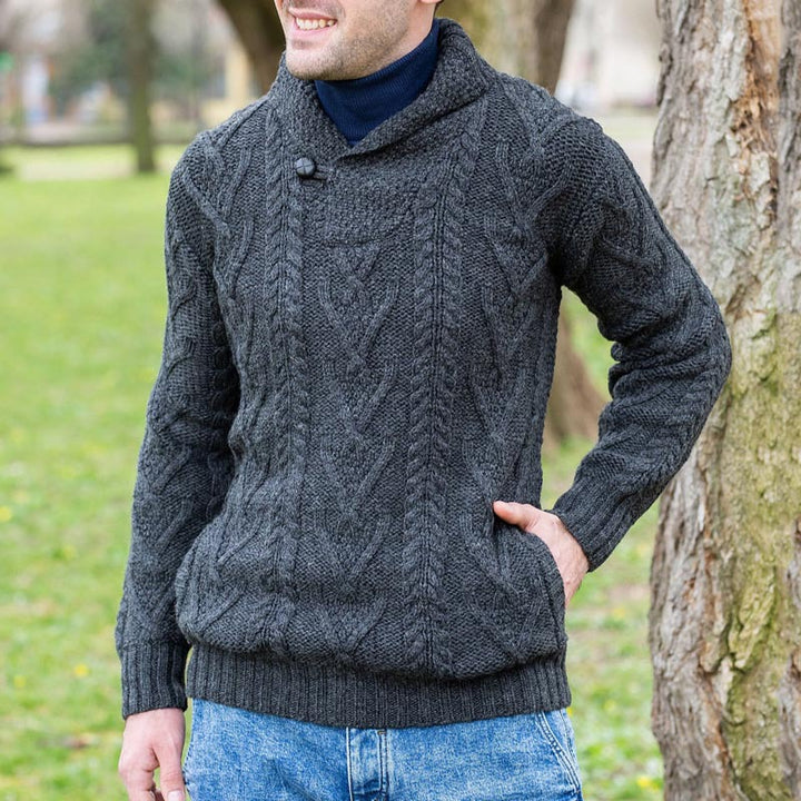 Herren Strickpullover mit klassischem Kragen und strukturiertem Muster Echoarchiv
