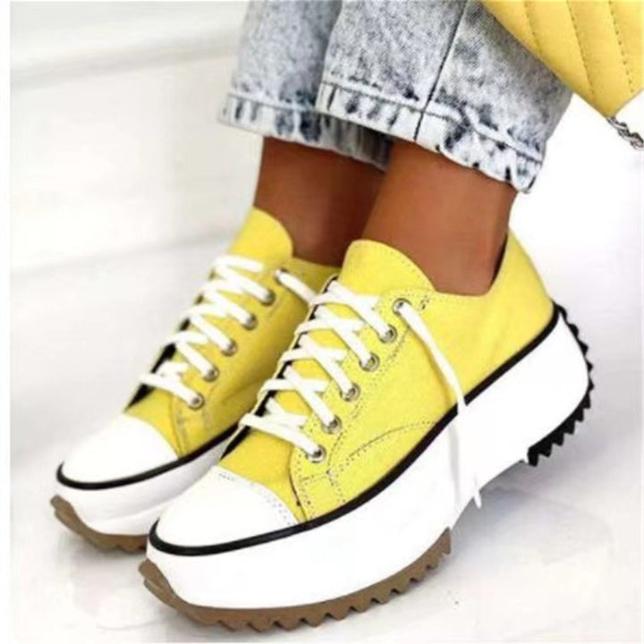 Damen nan Plateausneaker mit gezahnter Profilsohle, Canvas-Obermaterial und verstärkter Zehenkappe Echo Archiv