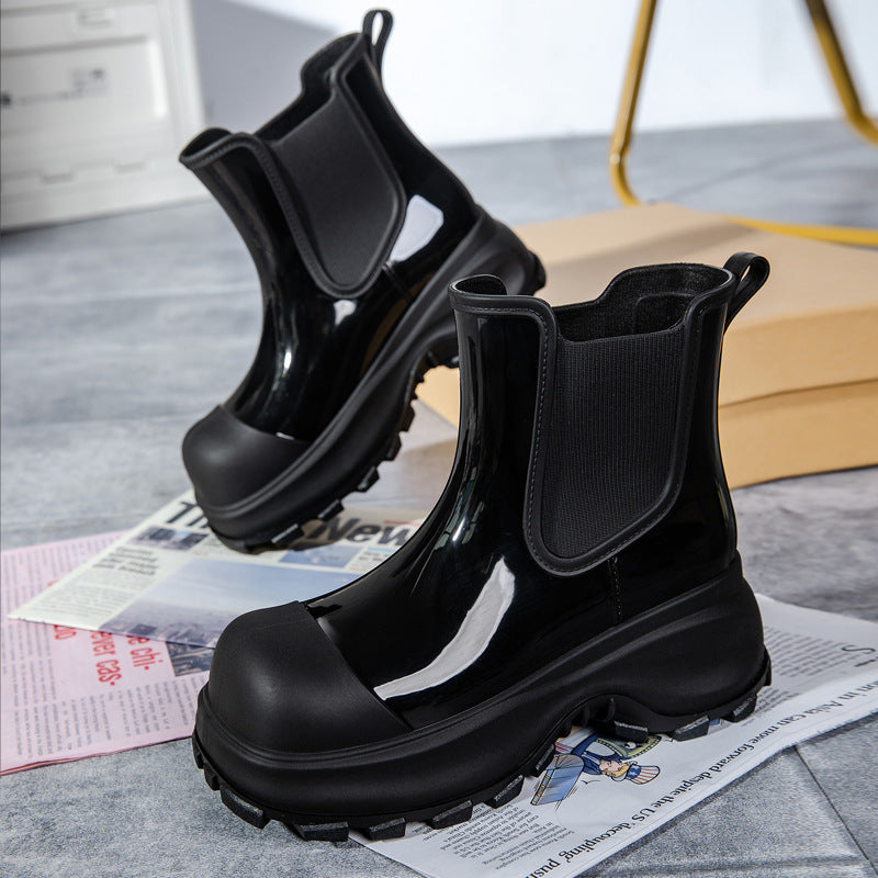 Damen Plateau-Gummistiefelette im Chelsea-Stil mit robuster Lug-Sohle Echoarhiv – Varelle