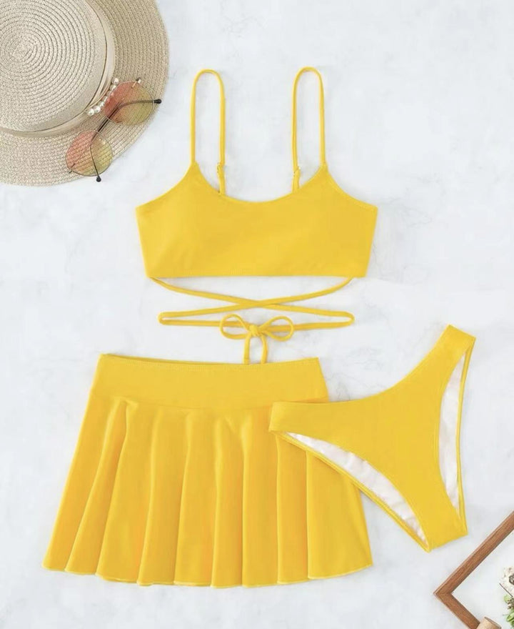 Damen Bikini-Set mit transparentem Rock und verstellbarem Oberteil Echo Archiv
