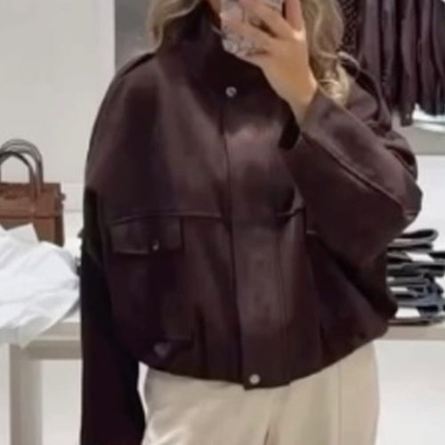 Damen Oversize Cropped Kunstlederjacke mit Stehkragen und Pattentaschen Echoarchiv