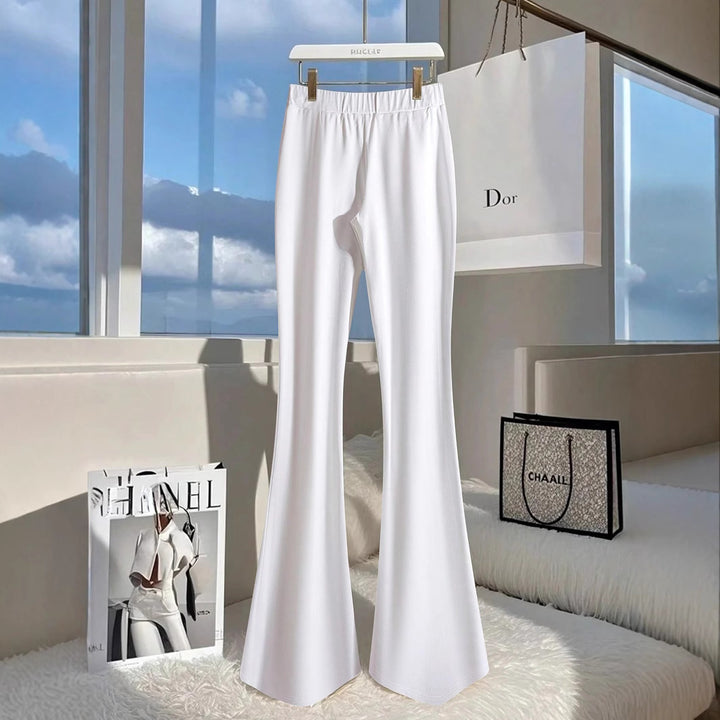 Damen Modische Flared-Hosen mit eleganten Knopfdetails und seitlichem Schlitz Echo Archiv