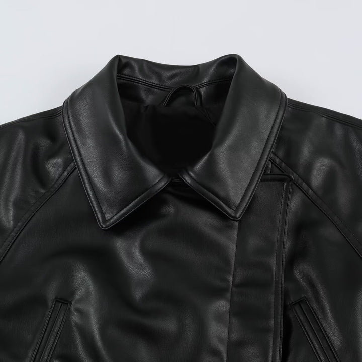 Damen Kurzjacke aus Lederimitat mit Taillengürtel und Oversize-Ärmeln Echoarchiv