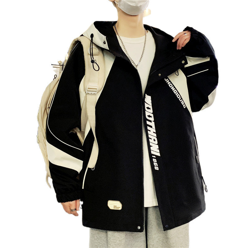 Herren Oversize-Windbreaker mit Kapuze, sportlichem Frontprint und Kontrastpanelen Echoarchiv