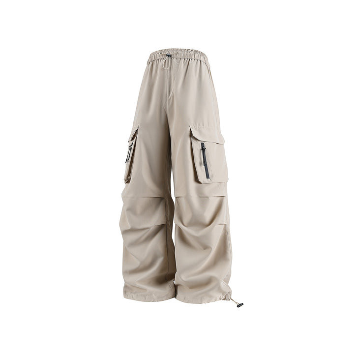 Herren Weite Tech‑Cargo‑Hose mit Elastikbund, Multifach‑Cargotaschen und Kordelabschluss Echo Archiv
