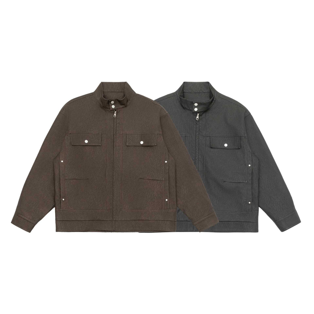 Unisex Boxy-Kunstleder-Blousonjacke mit Stehkragen und aufgesetzten Pattentaschen Echoarchiv