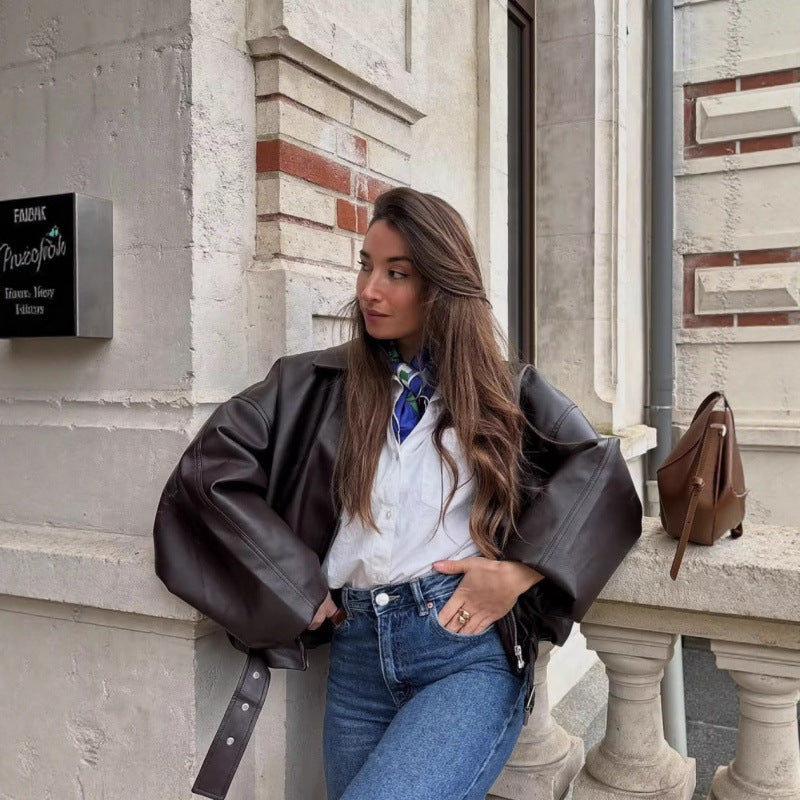 Unisex Oversize Kunstlederjacke mit Reißverschluss Hemdkragen und Taillengürtel Echo Archiv