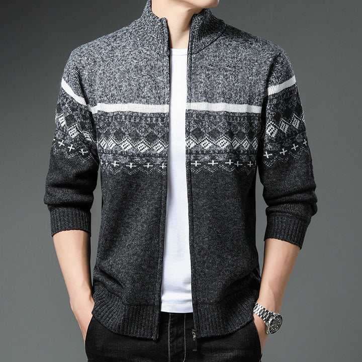 Herren Strickjacke mit hohem Kragen und attraktiven Mustern Echoarchiv