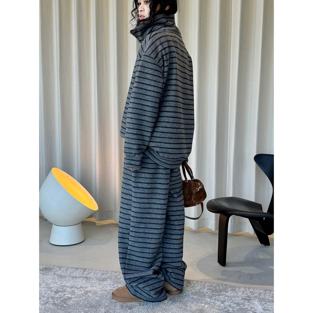 Damen Gestreiftes Lounge-Set mit Halbzip, Stehkragen und weiten Palazzohose Echoarchiv