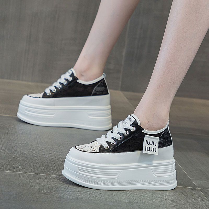 Damen Chunky Plateausneaker mit atmungsaktiver Mesh-Oberfläche und modischer Schnürung Echo Archiv