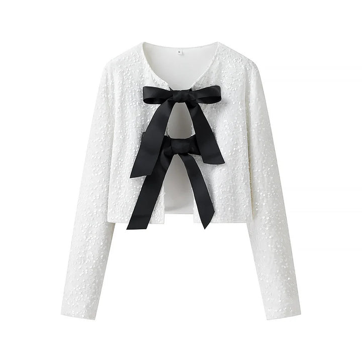 Damen kurze Pailletten-Jacke mit zweifacher Satin-Schleifenfront und Rundhalsausschnitt – Célinea