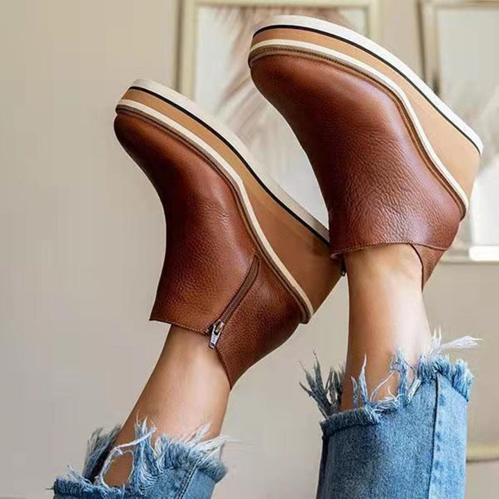 Damen nan Keilabsatz-Stiefelette mit verstecktem Plateau und elastischen Einstiegsleisten Echo Archiv