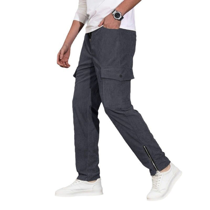 Herren modische Cargo-Hose mit elastischen Einsätzen und praktischen Taschen Echoarchiv