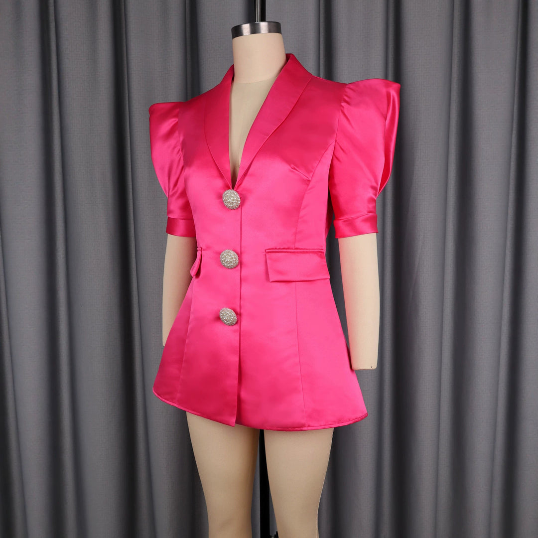 Damen Elegantes Blazer-Kleid mit Puffärmeln und Glitzerknöpfen Echo Archiv