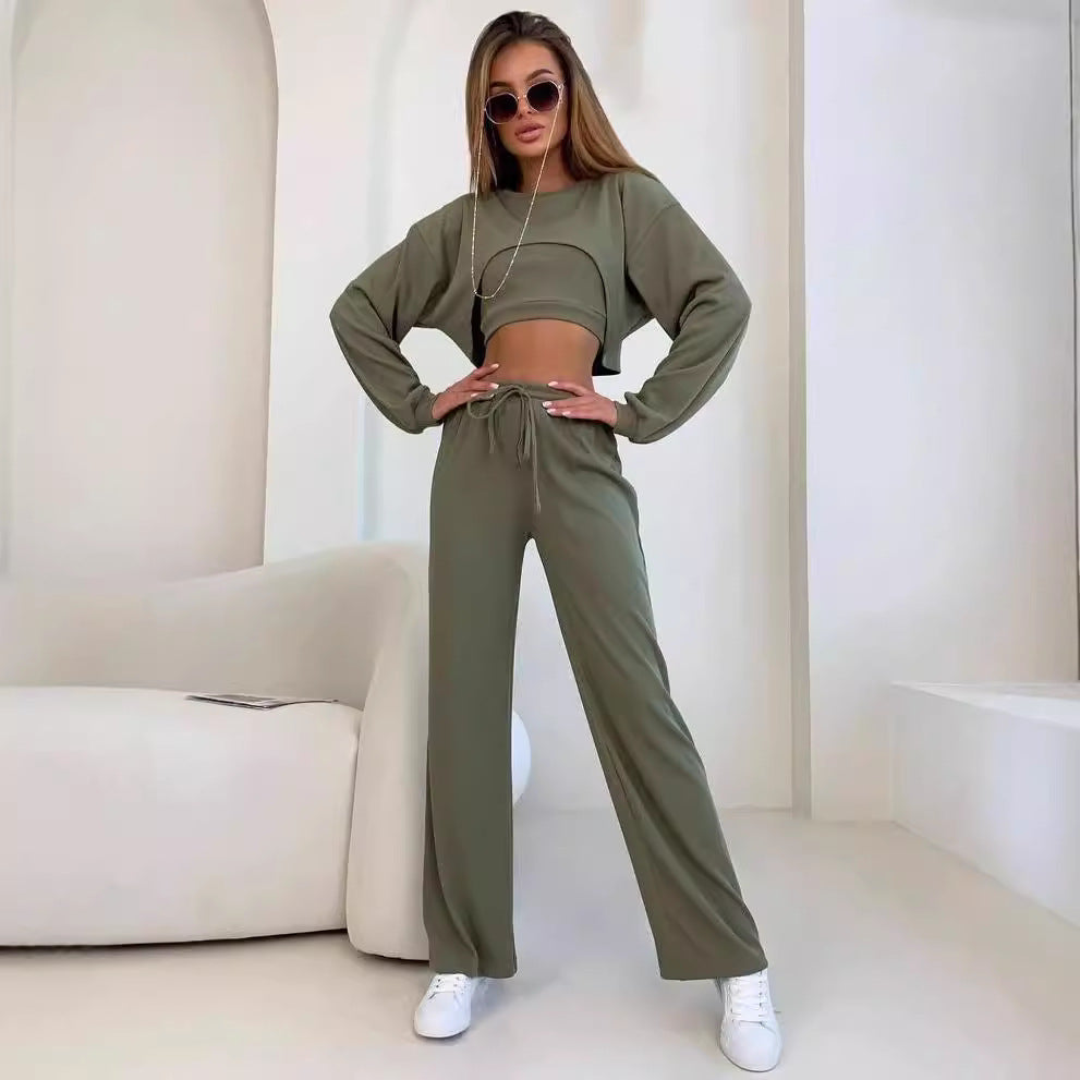Damen Ripp-Lounge-Set mit Cut-Out Croptop, Oversize Cropped Pullover und High-Waist Jogginghose Echoarchiv