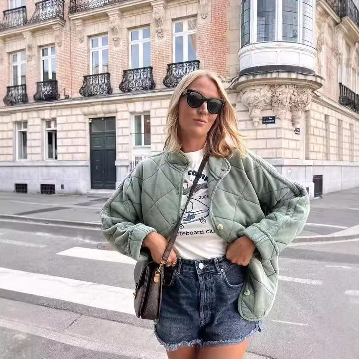 Damen Gepolsterte Steppjacke mit Stehkragen und Oversize-Schnitt Echo Archiv