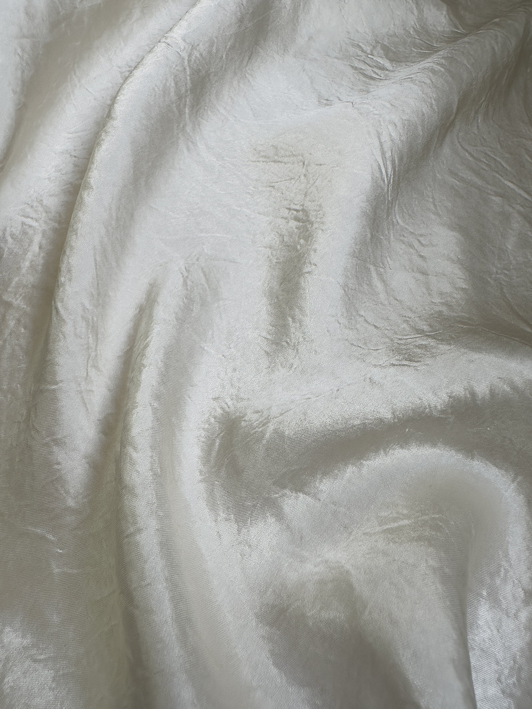Damen Luxus Texturiertes Satin Gewebe Echoarchiv