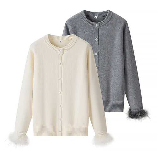 Damen Strickcardigan mit Perlenknopfleiste und Federbesatz Echo Archiv