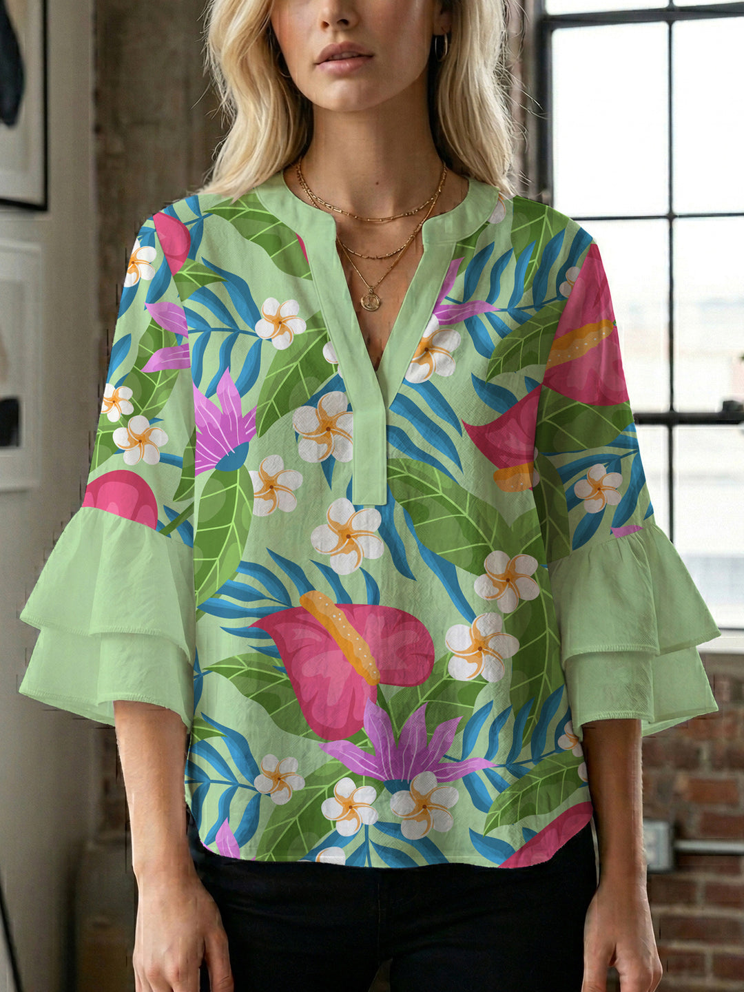 Damen elegantes Blusenshirt mit voluminösen Rüsenärmeln und grafischem Blumendesign Echo Archiv