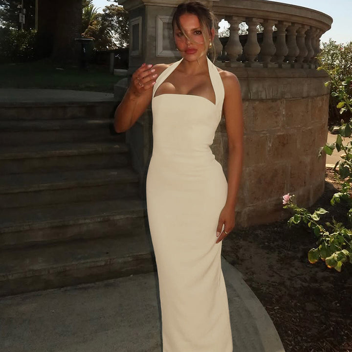 Damen Elegantes Maxikleid mit Halterneck und figurbetontem Schnitt Echo Archiv