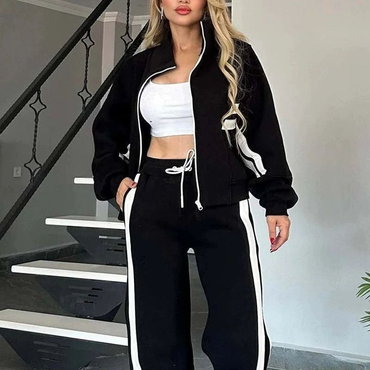 Damen nan athletisches Zweiteiler-Set aus French Terry mit Reißverschluss Cropped Jacke und weitem Highwaist Jogger Echo Archiv