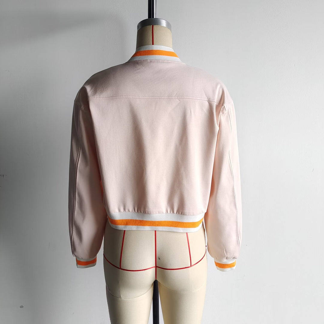 Damen cropped Blousonjacke mit Druckknopfleiste, gestreiften Rippbündchen und aufgesetzten Brustklappen – Célinea