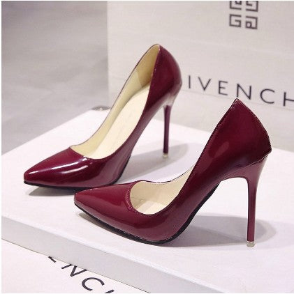 Damen Elegante Hochglanz-Pumps mit Schmaler Silhouette und Komfortablem Innenfutter Echoarchiv