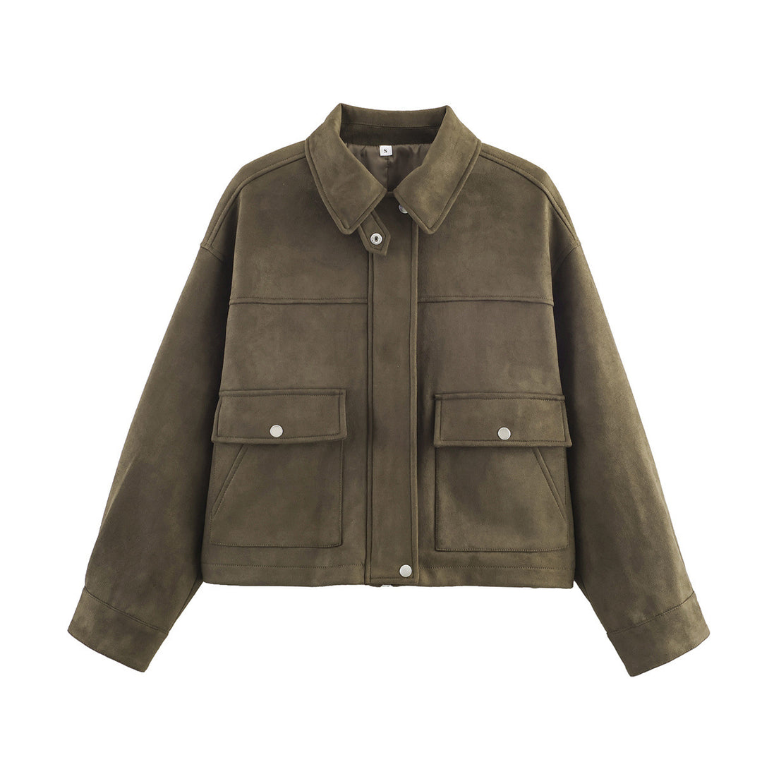 Damen boxige Velours-Optik Utilityjacke mit aufgesetzten Klappentaschen und Druckknopfleiste – Célinea