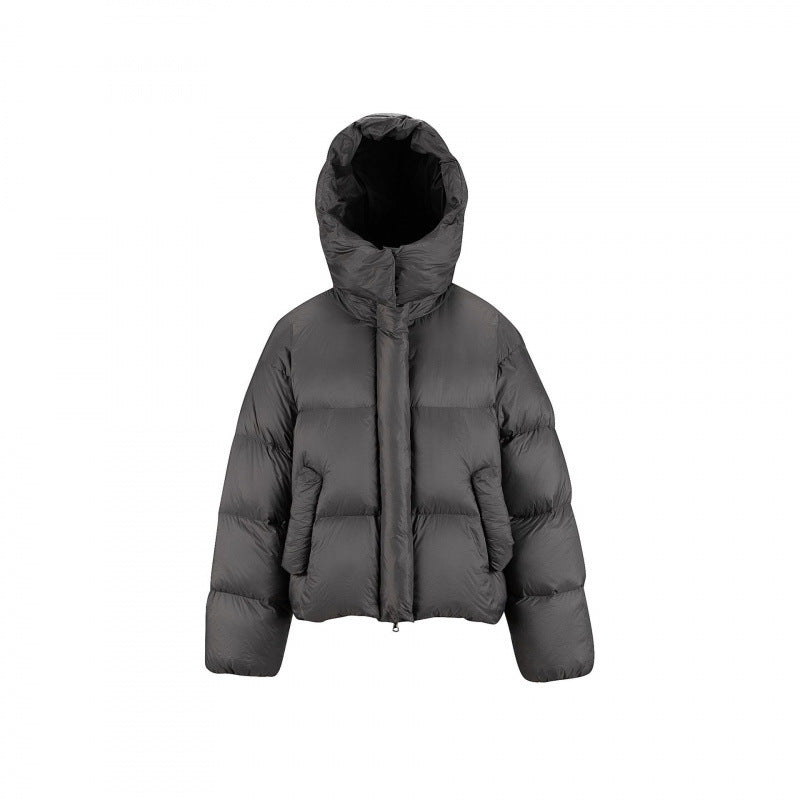 Damen Kurz gepolsterte Crop‑Steppjacke mit Volumen‑Kapuze und verdeckter Druckknopfleiste Echo Archiv