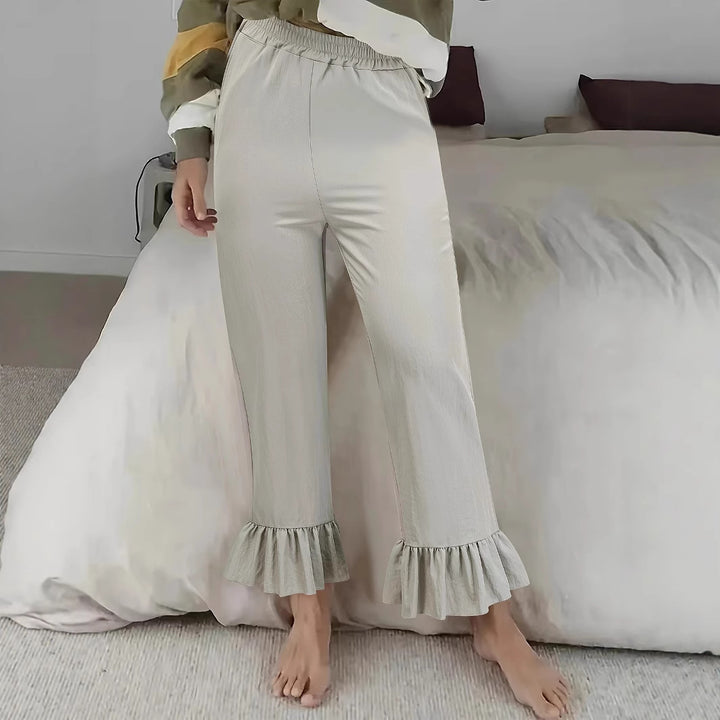 Damen Locker geschnittene Lounge‑Hose aus Jersey mit elastischem Bund und Volant‑Saum – Avélisse