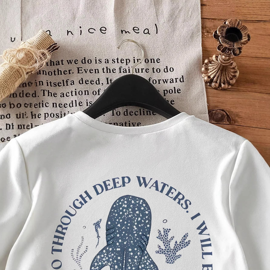 Damen T-Shirt mit kreativem Wahlspruch und kunstvollem Hai-Motiv Echo Archiv