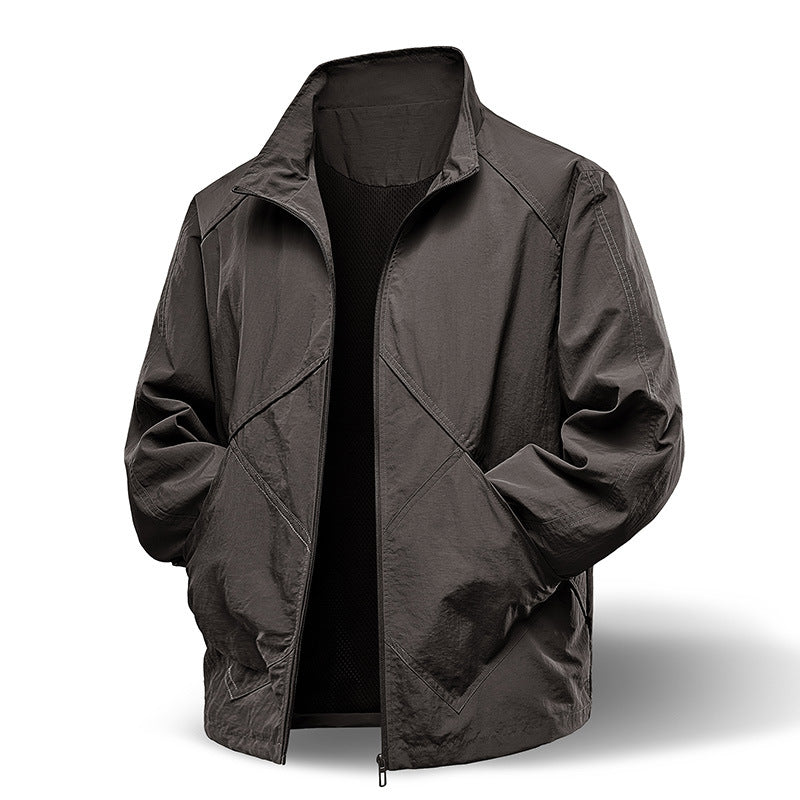 Herren Leichte technische Zip‑Jacke mit Stehkragen, Raglanärmeln & Utility‑Einsätzen Echo Archiv