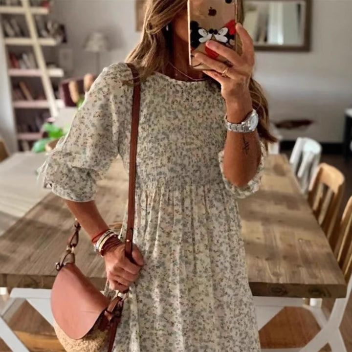 Damen nan lockerfallendes Babydoll-Midikleid mit geraffter Unterbrust, überschnittenen Dreiviertelärmeln und feinem Blumenprint Echo Archiv