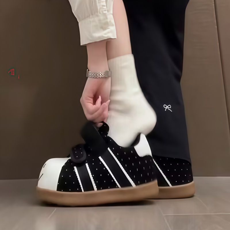 Damen Komfortable Sneaker mit praktischen Klettverschlüssen und lässigem Design Echo Archiv