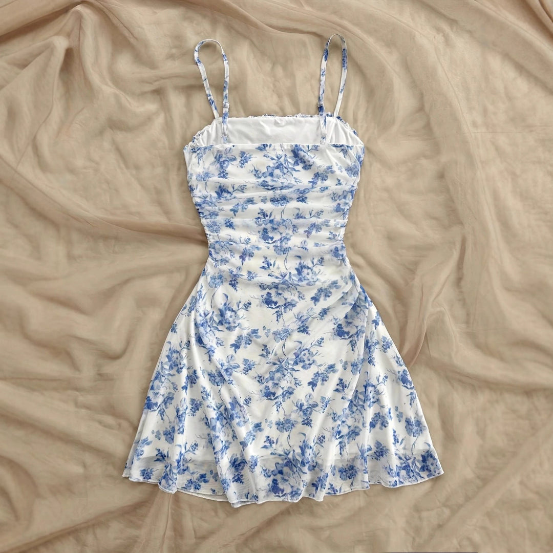 Damen Sommerliches Blumenkleid mit Spaghetti-Trägern und Raffungen Echo Archiv
