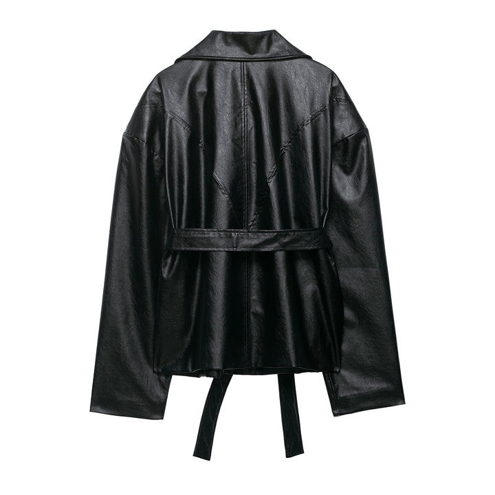 Damen Kurze Kunstlederjacke mit Taillengürtel, Reißverschluss und markantem Kragen Echo Archiv