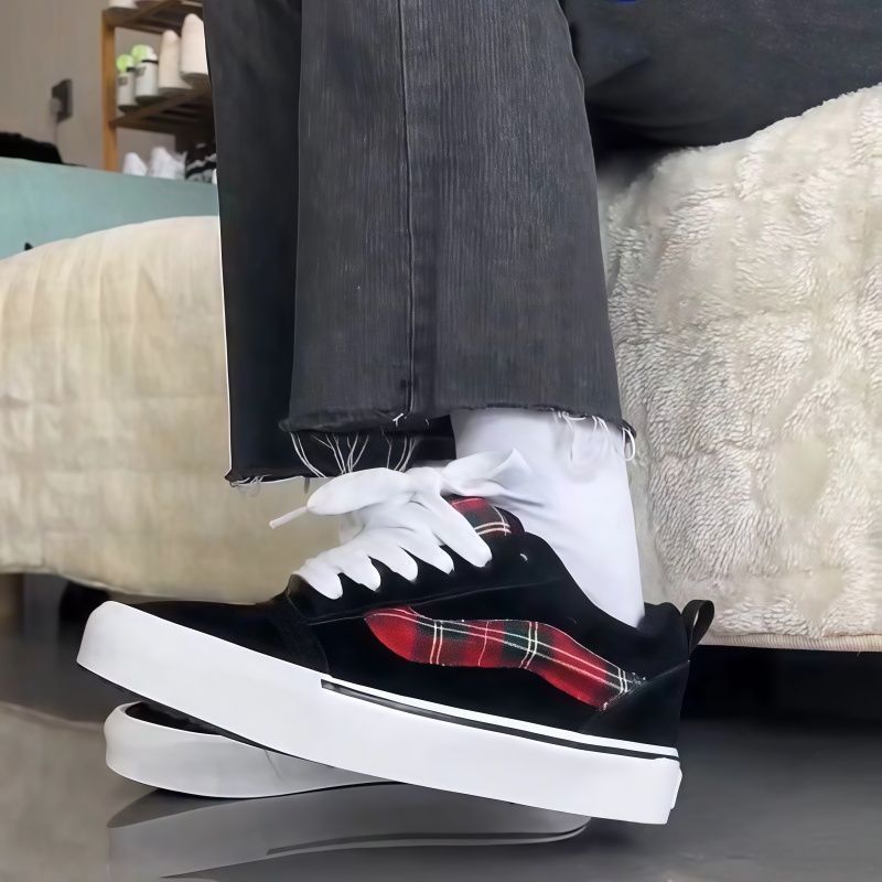 Damen Modische Sneakers mit kariertem Design und bequemem Fußbett Echo Archiv