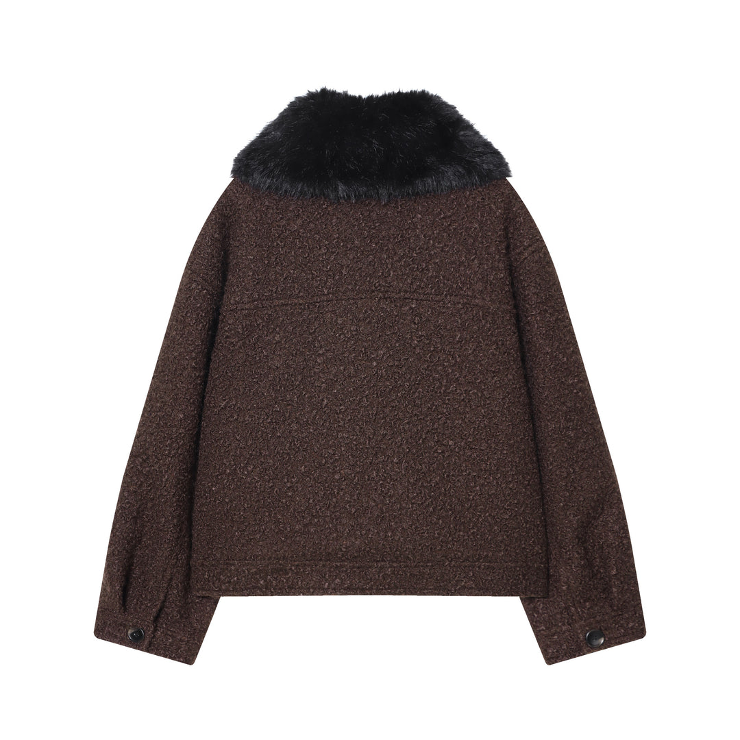 Damen cropped Bouclé‑Jacke mit abnehmbarem Kunstfellkragen, kastiger Silhouette und Pattentaschen – Célinea